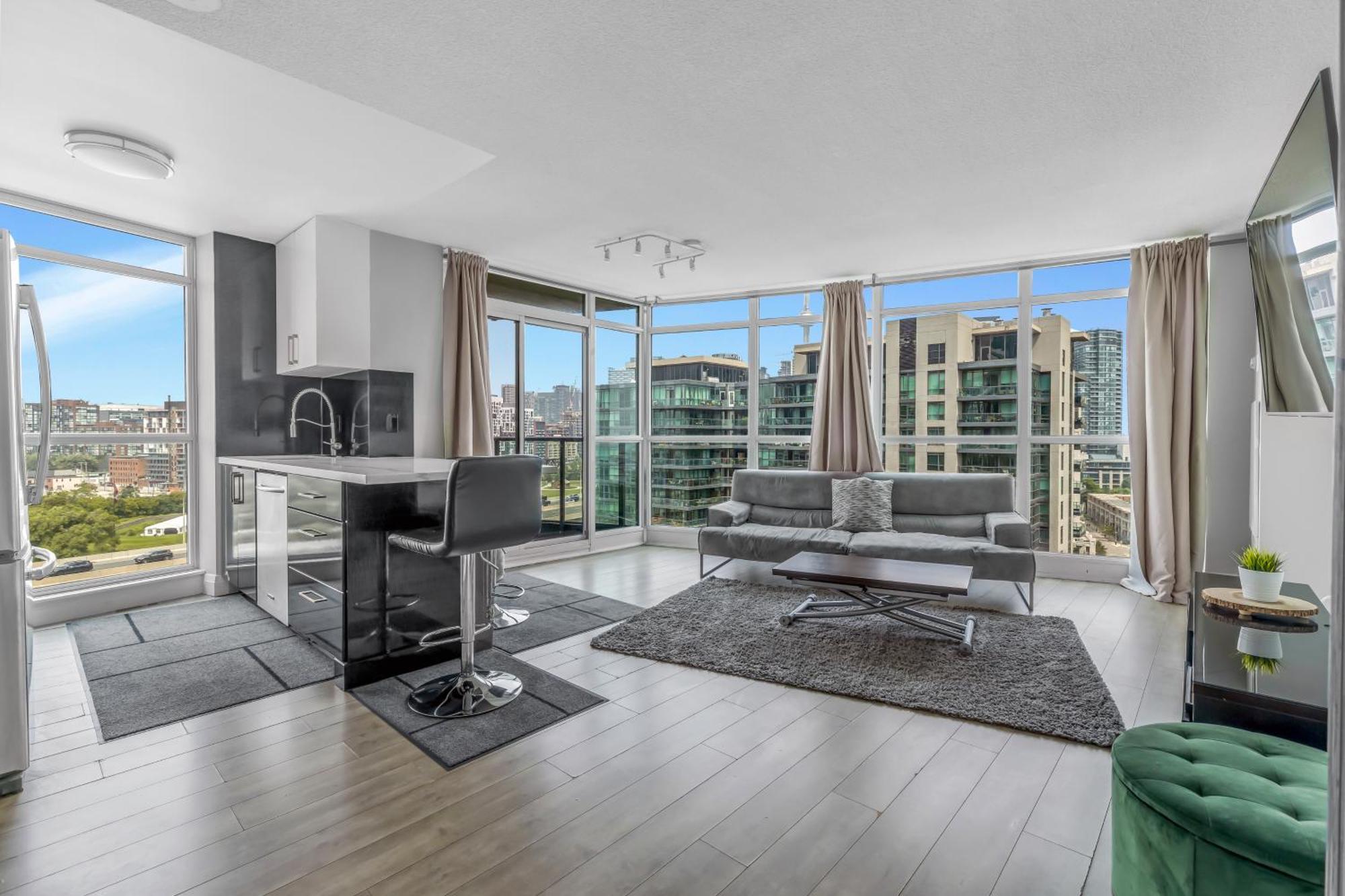 2 Bedroom Waterfront Condo Downtown W/ Free Parking Toronto Exterior foto